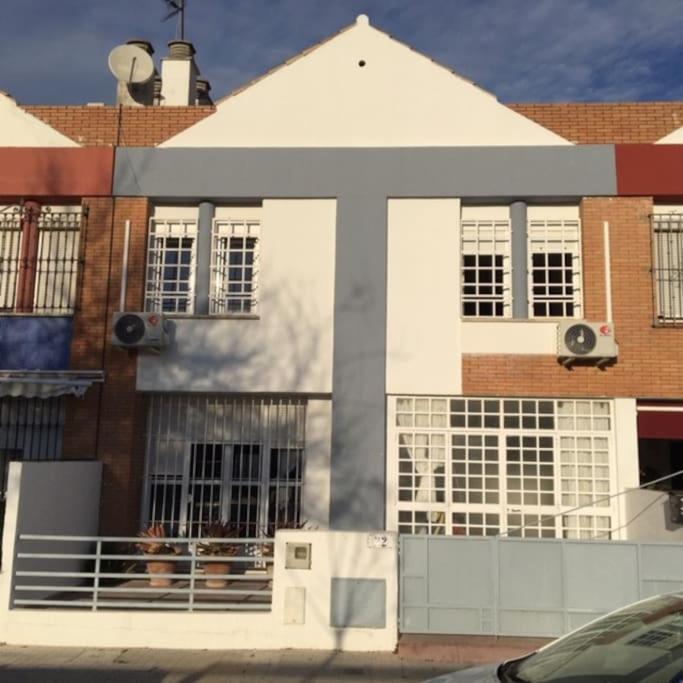 Casa Soleada En Calle Tranquila Seville Exterior photo